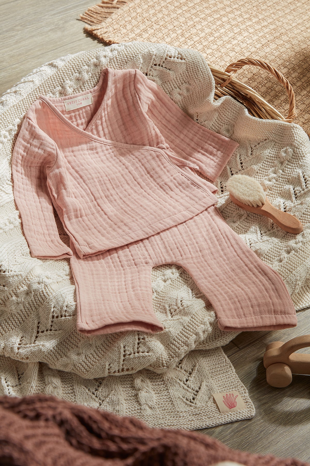 Newborn Muslin 2 Piece Set Soft Pink
