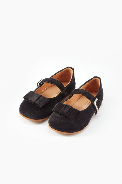 Black Velvet Flat